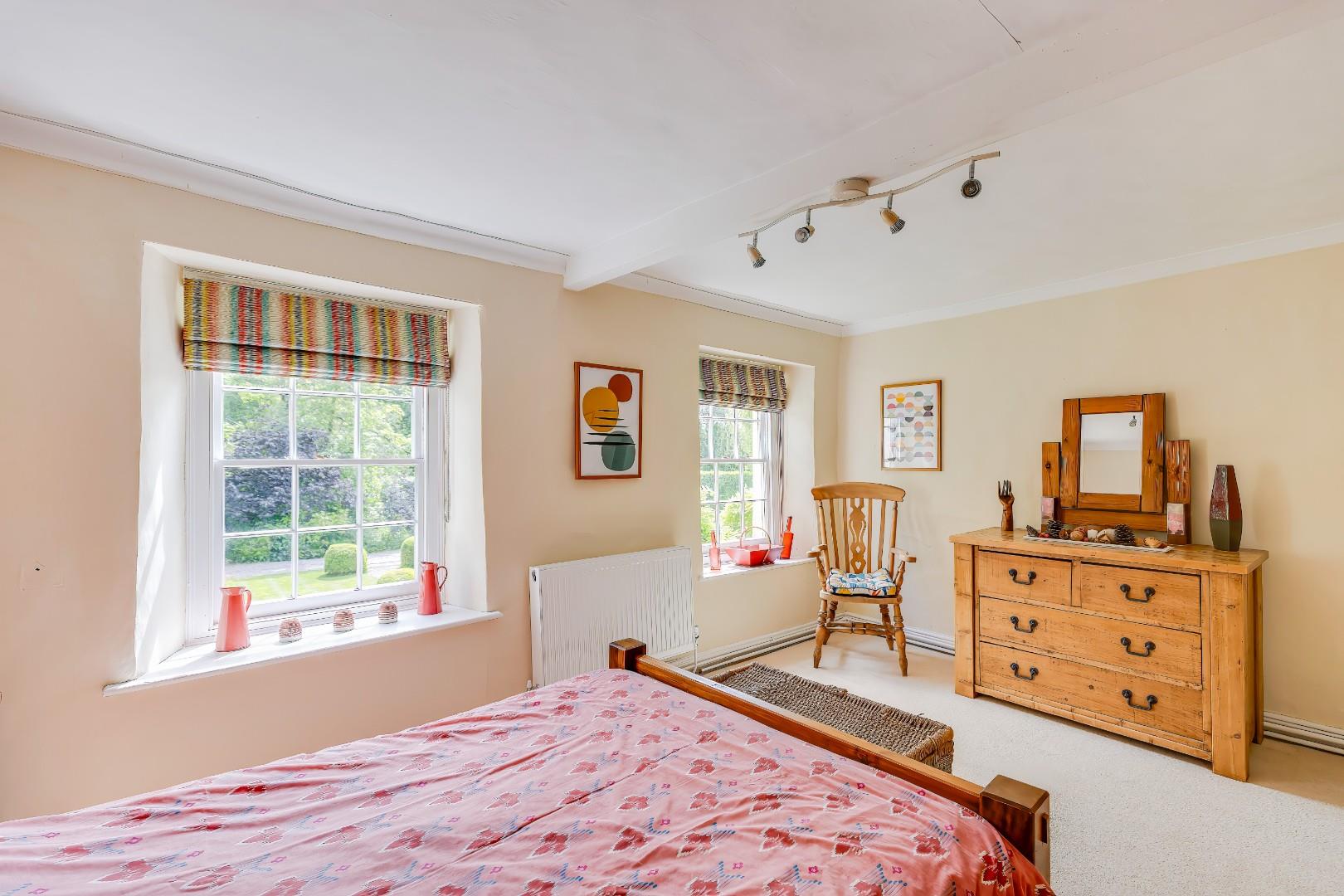 Llanquian Road, Aberthin, Nr Cowbridge, Vale of Glamorgan,  CF71 7HE